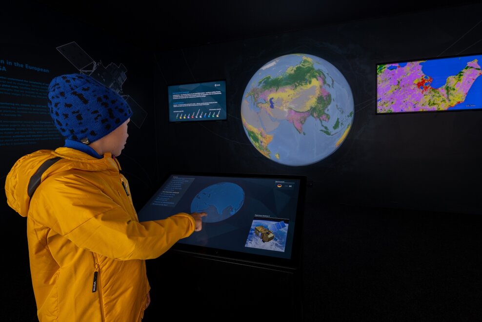 Half Dome Globe in der Dachstein Talstation | © Harald Steiner