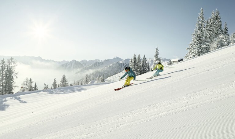 Skifahrgenuss auf der 4-Berge-Skischaukel | © Peter Burgstaller