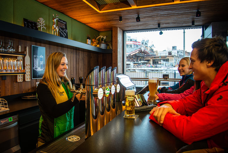 Bar "Finale"  - Impression #2.3 | © Christine Höflehner