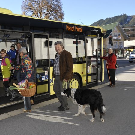 The Planai scheduled buses connect the upper Enns Valley | © Sybille Sieder