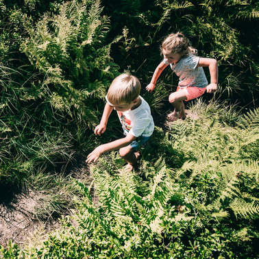Kinder auf der Schatzsuche in Schladming-Dachstein | © Armin Walcher