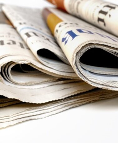 Zeitungen und Tabak | © Symbolfoto Fotolia