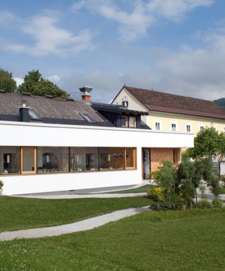 Aussenansicht  | © Stüberl - Cafè am Kurpark