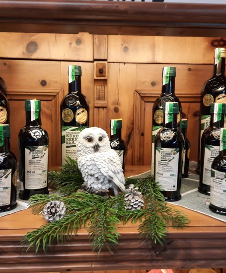 Kernöl  | © Tankstelle - Lebensmittelgeschäft - Bistro - Land lebt auf!