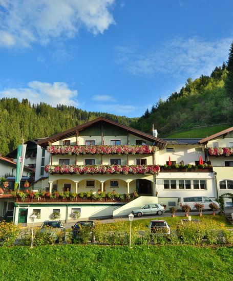 Panoramahotel Gürtl - Hausfoto Sommer | © Panoramahotel Gürtl