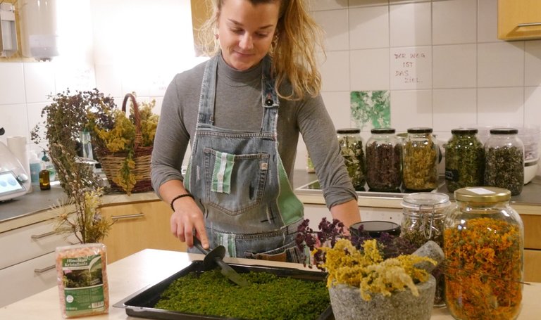 Sarah Eder bei der Arbeit | © Laura Warter