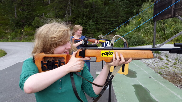 Biathlon für Gäste mit Kleinkalibergewehr - Impression #2.1 | © Langlaufschule fit & fun