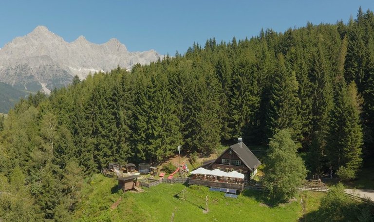 Die Ochsenalm im Sommer. | © Ochsenalm