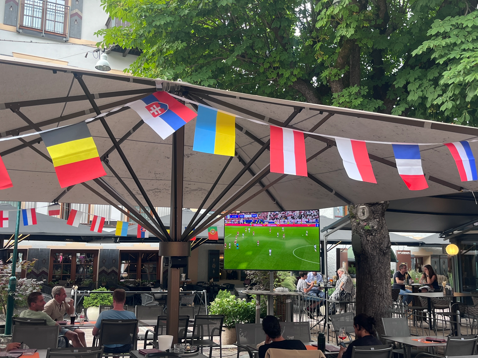 Public Viewing Café Niederl  | © Tourismusverband Schladming-Dachstein