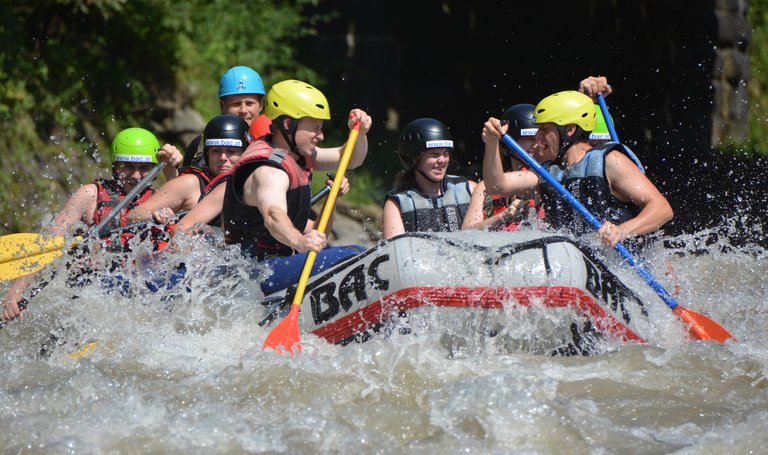 Rafting with the Best Adventure Company | © Werner Berger