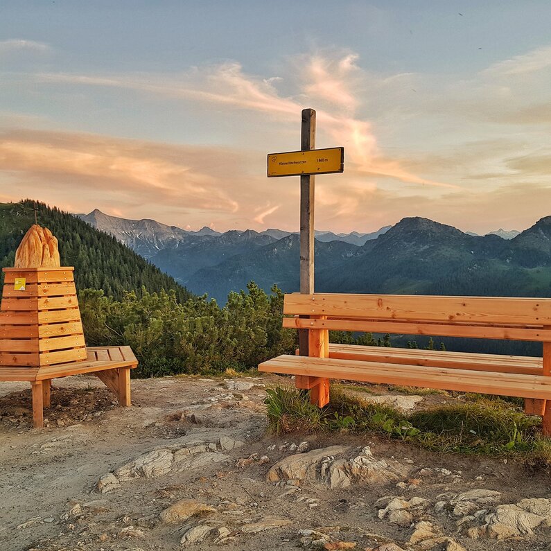 Das Gipfel-Bankerl auf der Kleinen Hochwurzen | © Gerhard Pilz/Gerhard Pilz