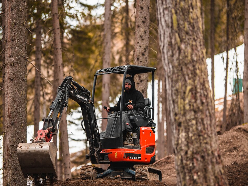 Trailbuilder - Baggerfahrer (m/w/d) Saison 2026 - Impression #1 | © Kathi Hofmeister