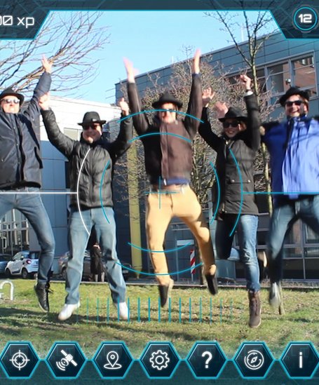 Group at the family outdoor ecape | © privat