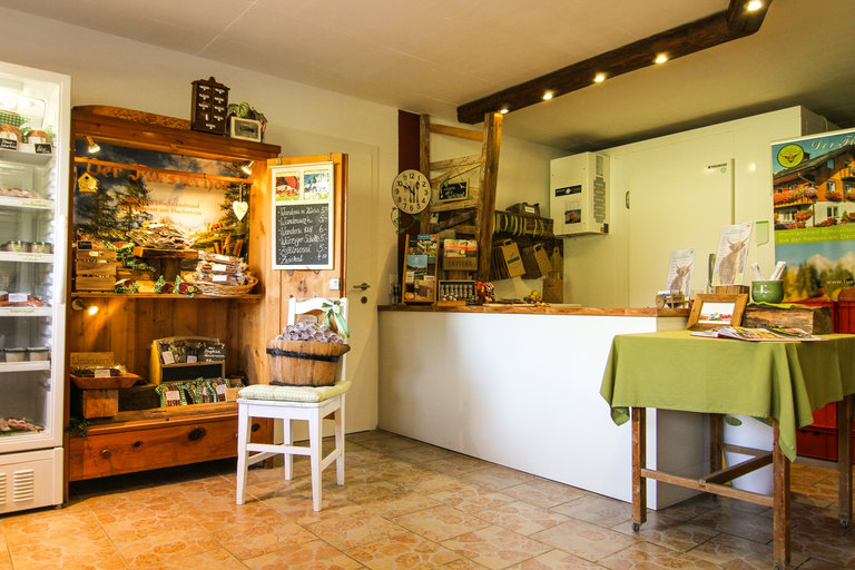 Fürsterhof’s Farm Yard Sale - Impression #2.1 | © Bibiana Schweighofer