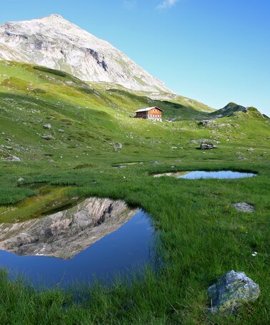 View of the hut at Giglachsee | © Giglachseehütte
