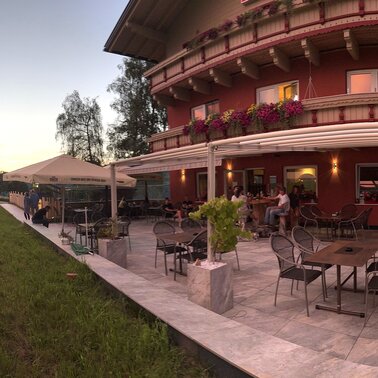 Restaurant Terrasse Hotel Pariente | © Foto Tom