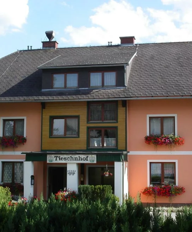 Aussenansicht Sommer  | © Tieschnhof