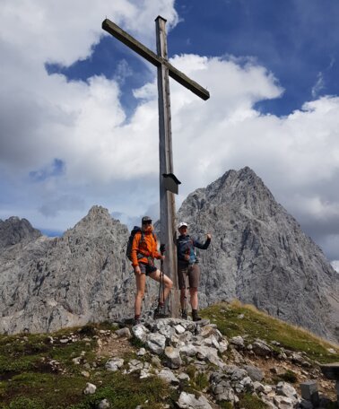 Guided mountain hike  | © BergkulTour