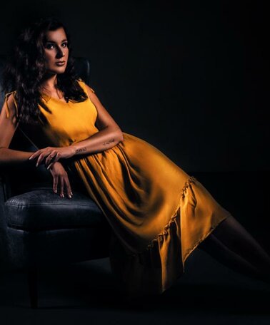 © Color, Cut & Styling