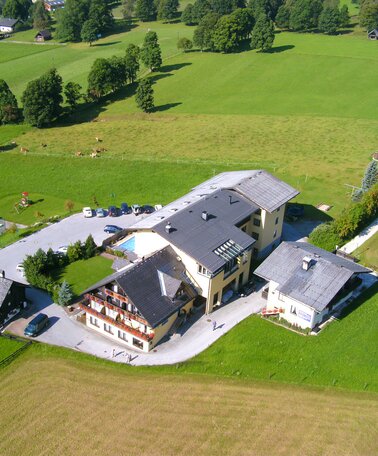 Knollhof from the air | © Ferienhotel Knollhof