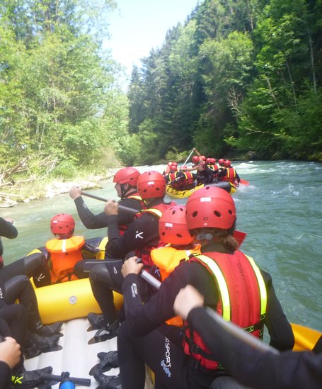 Rafting on the river Enns | © myad