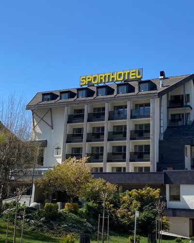 Hotel Außenansicht | © Maria Kindler