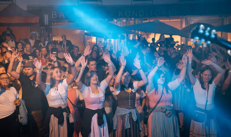 Hauser Schlossplatzfest 2024 | © Elisa Kristin Ho Photo