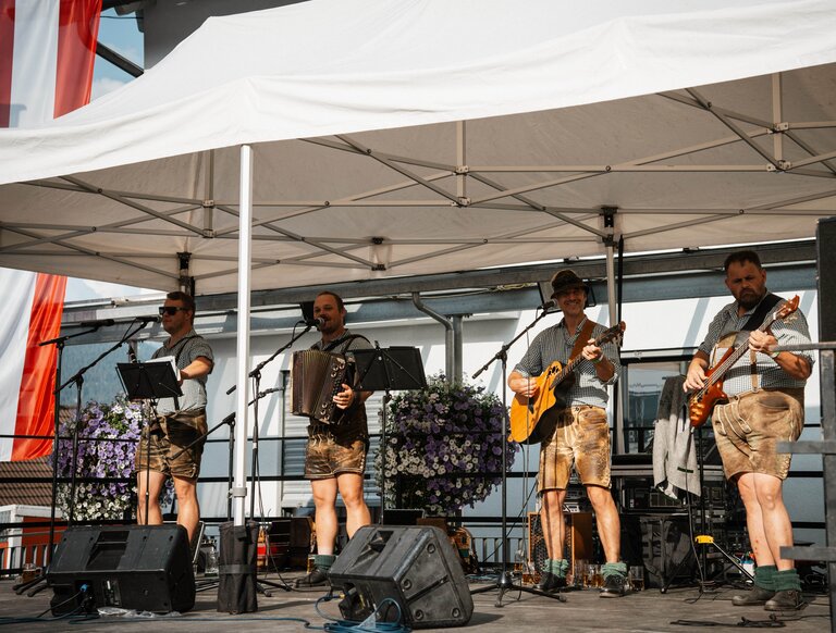 39th Hauser Schlossplatzfest - Impression #2.1 | © Elisa Kristin Ho Photo