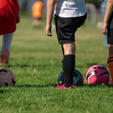 Kinder-Fußball | © Pixabay Joshua Choate