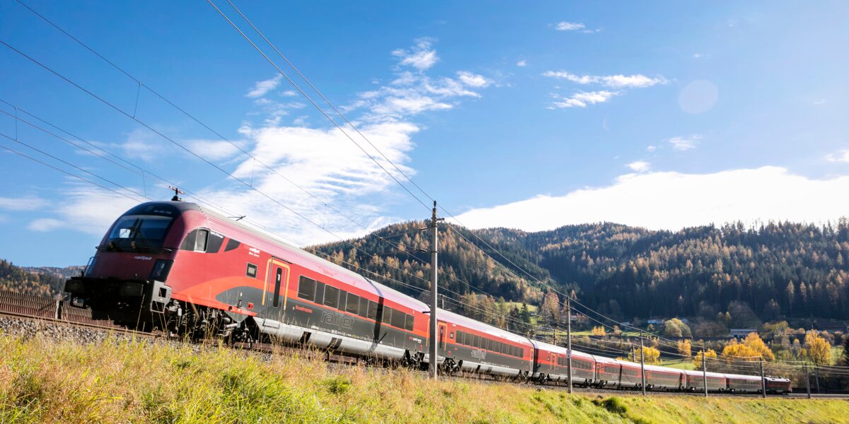ÖBB Bahnfahrt Herbst | © ÖBB Harald Eisenberger
