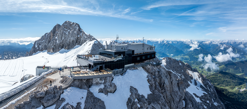 Dachstein Bergstation | © Josh Absenger