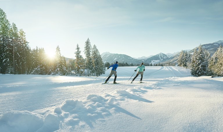 Ramsauer Langlaufloipe bei strahlendem Sonnenschein | © Peter Burgstaller