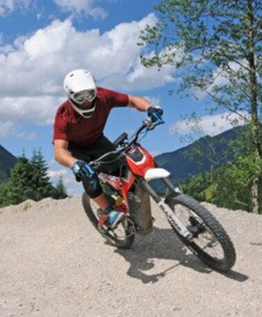 E-Enduro biker at Riesneralm