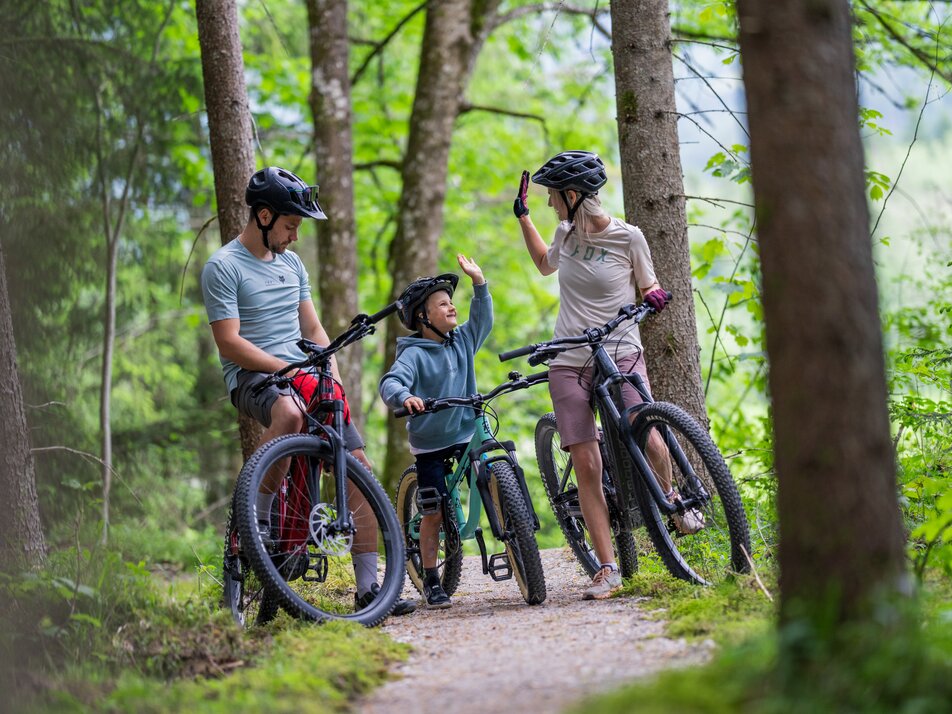 Bikeland Heroes riddle rally on the Singletrack Haus-Aich - Impression #1 | © Christoph Oberschneider