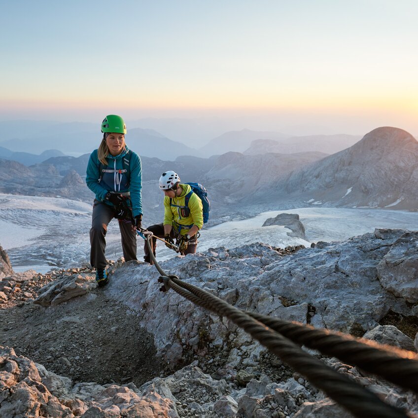 Climbing on Dachstein | © Peter Burgstaller