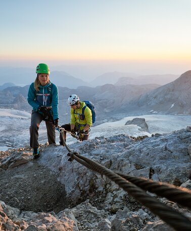 Climbing on Dachstein | © Peter Burgstaller