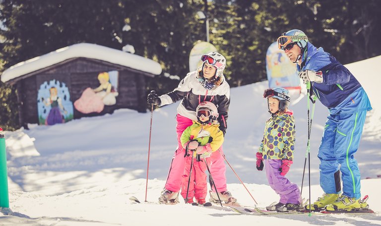 © Hans Peter Steiner