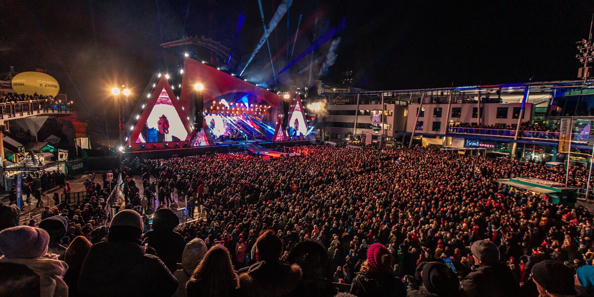 Robbie Williams beim Ski Opening 2023 in Schladming | © Sabrina Vanray