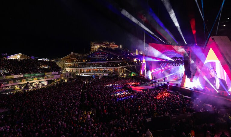 Robbie Williams beim Ski Opening 2023 in Schladming | © Harald Steiner