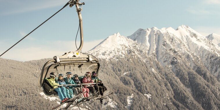 Familie im Skilift in Schladming-Dachstein | © Martin Huber