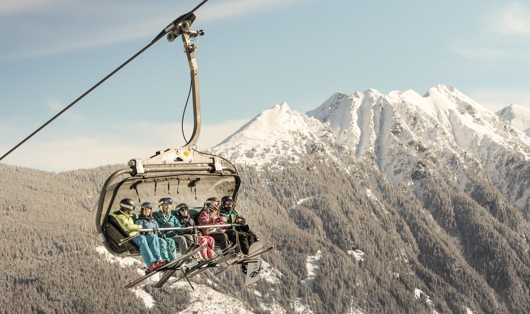 Family in the Skilift in Schladming-Dachstein | © Martin Huber