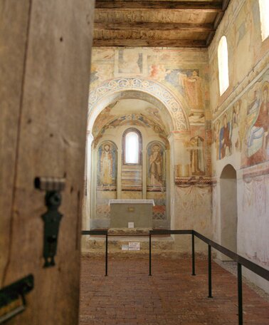 Fresken in der Johanneskapelle in Stainach-Pürgg | © Marlene Eggmayr