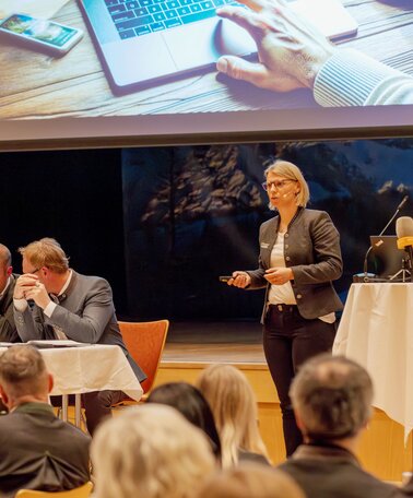 © René Eduard Perhab