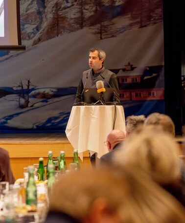 © René Eduard Perhab