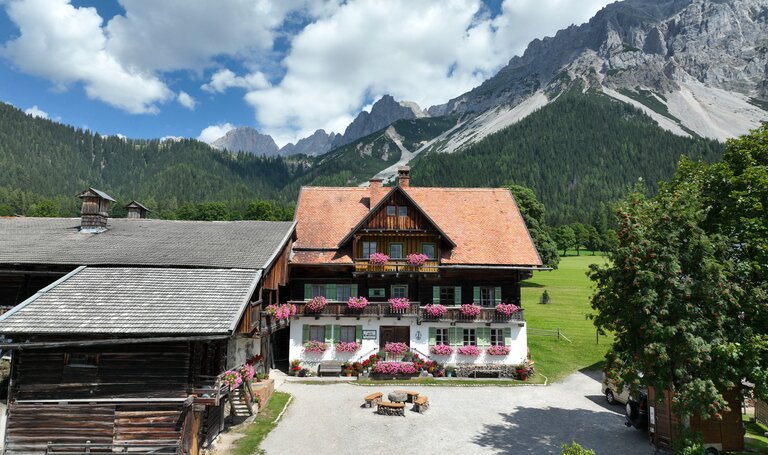 © Hans-Peter Steiner