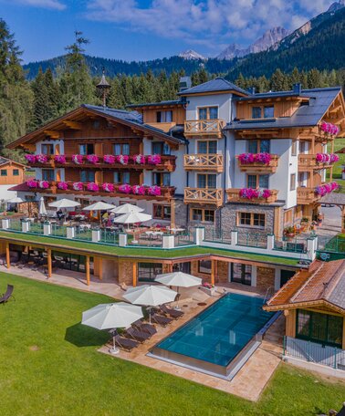 © René Eduard Perhab