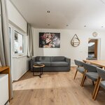 Pomiń zdjęcie Apartament, prysznic, WC, 4 i więcej pokoi do spania