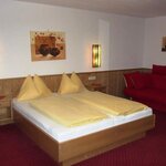 Photo of Family room, bath, toilet