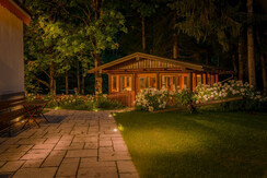 Gartenanlage mit Pavillion