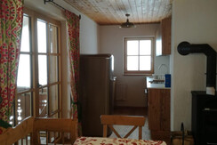 Aigner Hütte_Küche mit Essecke